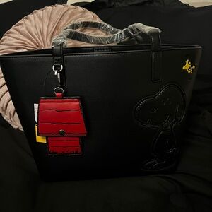 Peanuts Red and Black Snoopy Card Holder